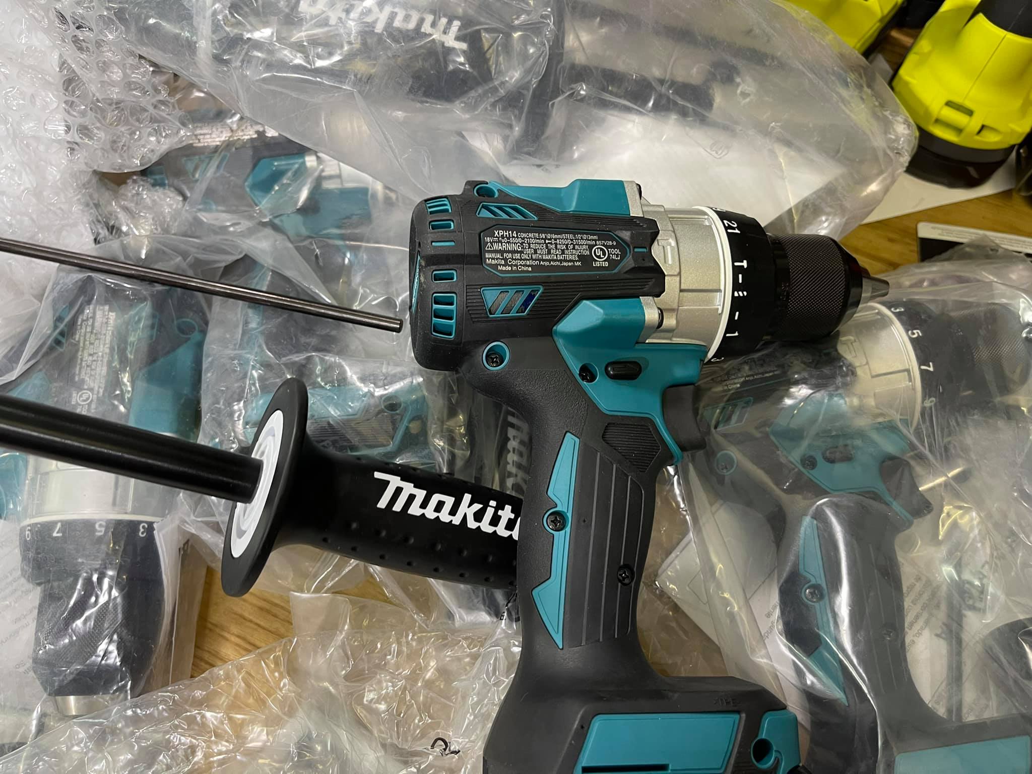 Máy khoan Makita XPH14