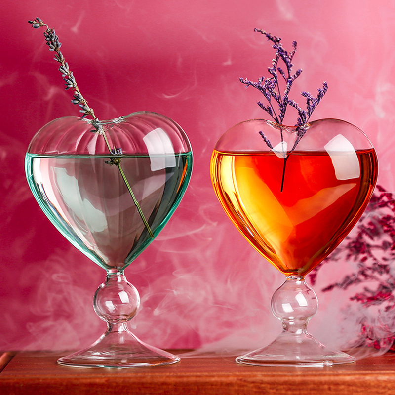 1Pc%20Lovely%20Heart-shaped%20Cup%20Water%20Glass%20With%20Straw%20Glass%20Wine%20Juice%20Cup%20Decor%20DIANGUI%20-%20Image%202