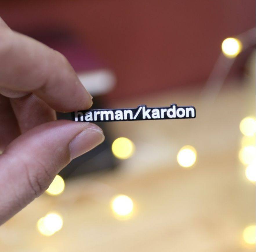 LOGO Loa harman/kardon có sẵn keo dán 3M