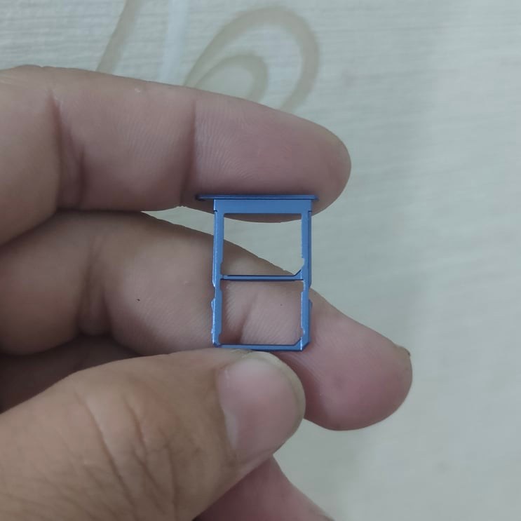 Khay Sim Vsmart Aris Pro