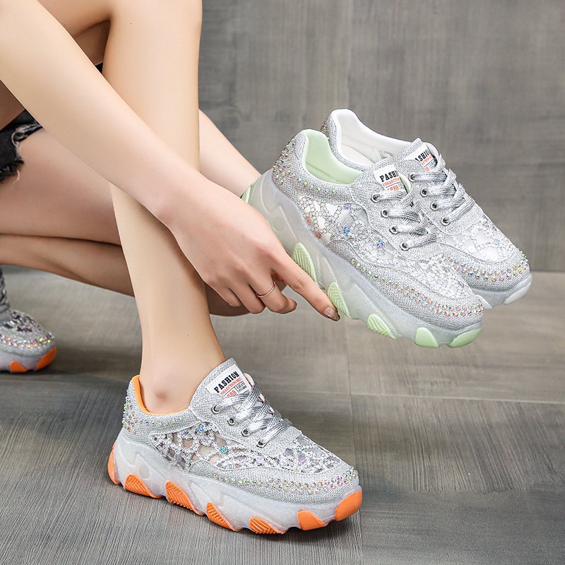 Giày Sneaker Cột Dây Đính Đá Kim Sa Thoáng Khí