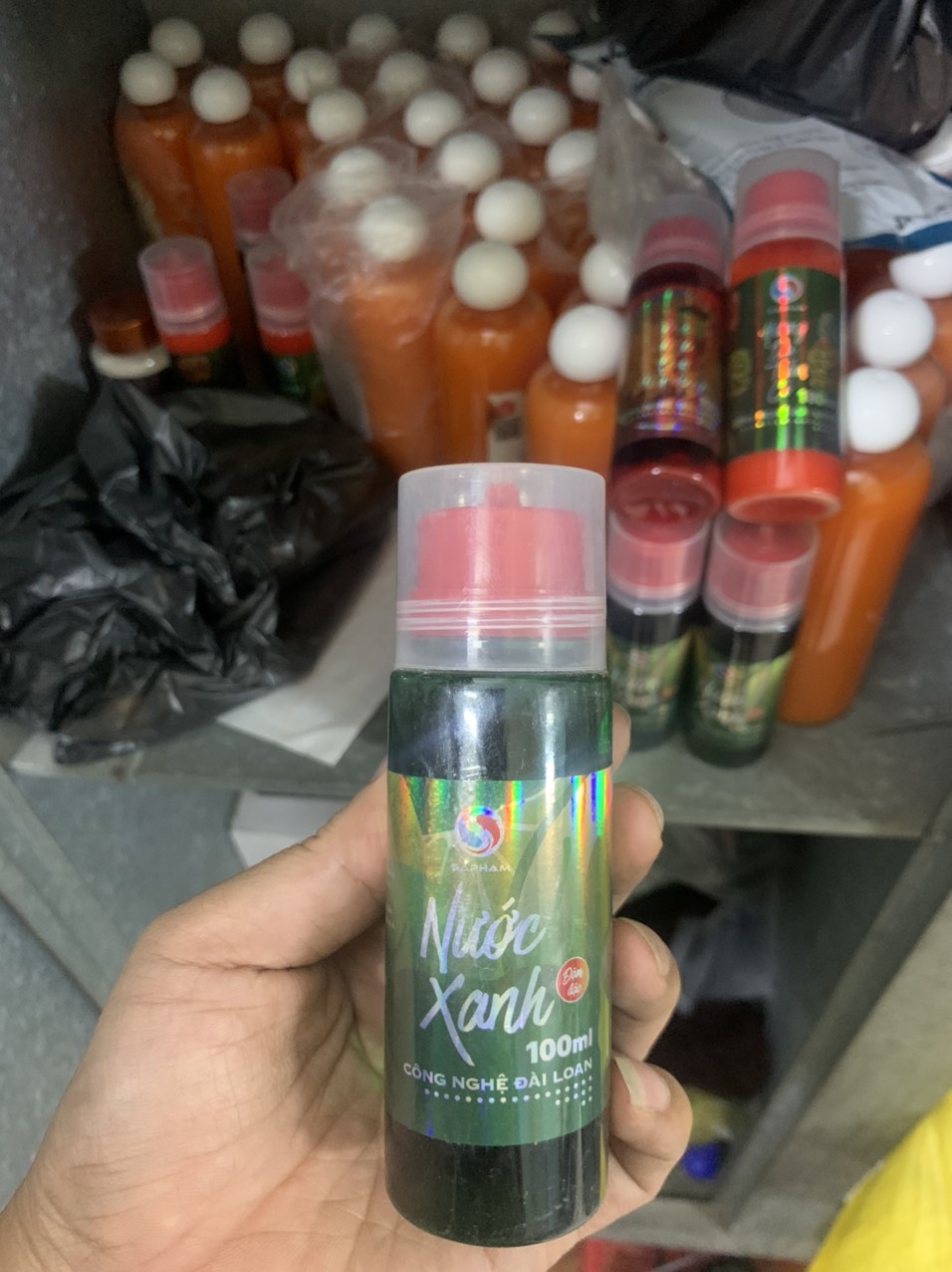 Nước xanh ngâm ngô sapham