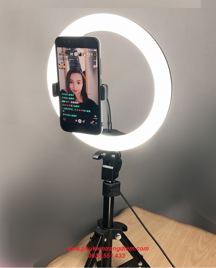 Đèn led live stream chụp ảnh - bán hàng online - makeup trang điểm 26cm CN-R640 KHÔNG KÈM CHÂN