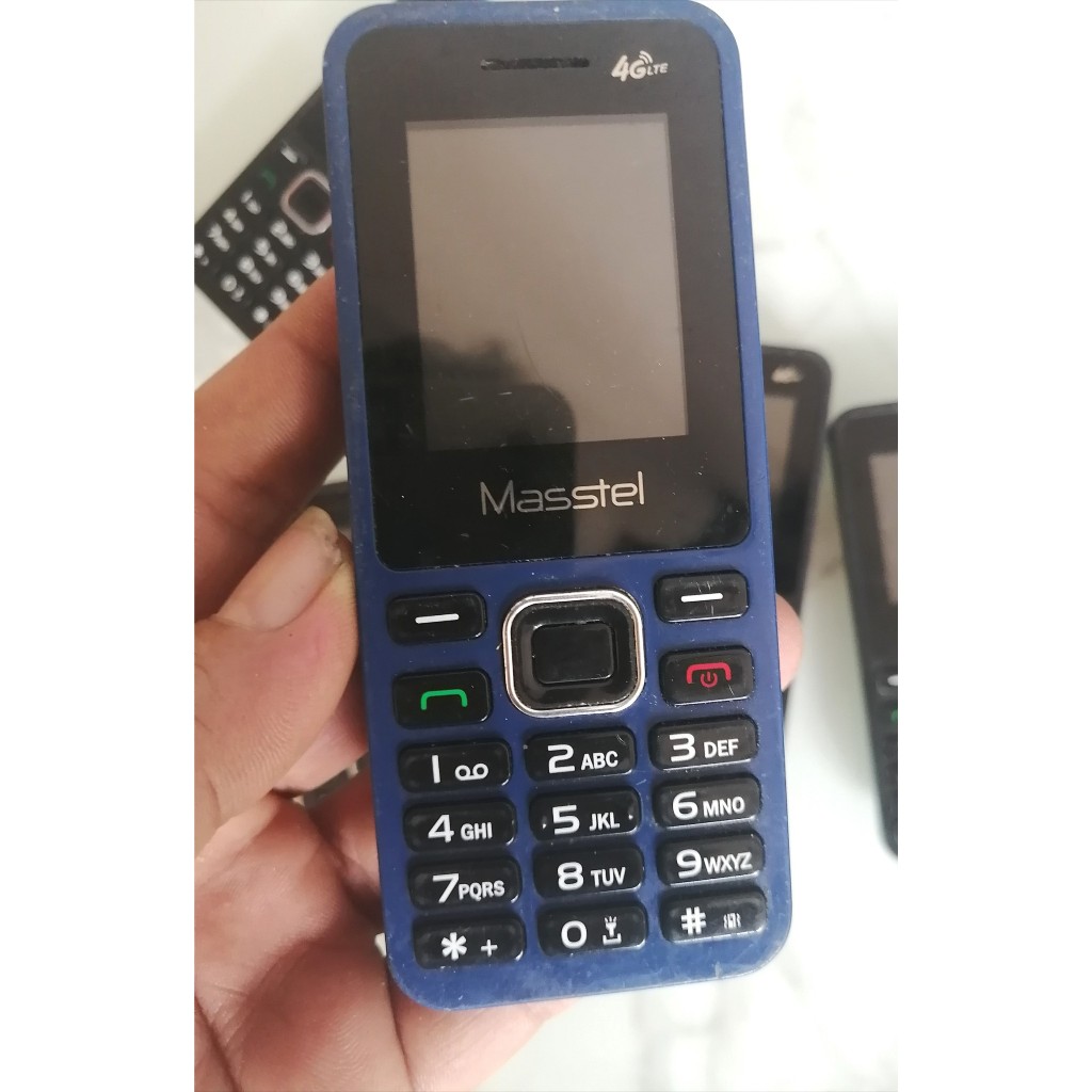Điện thoại 2 sim Masstel Izi 12 4G mới 90%
