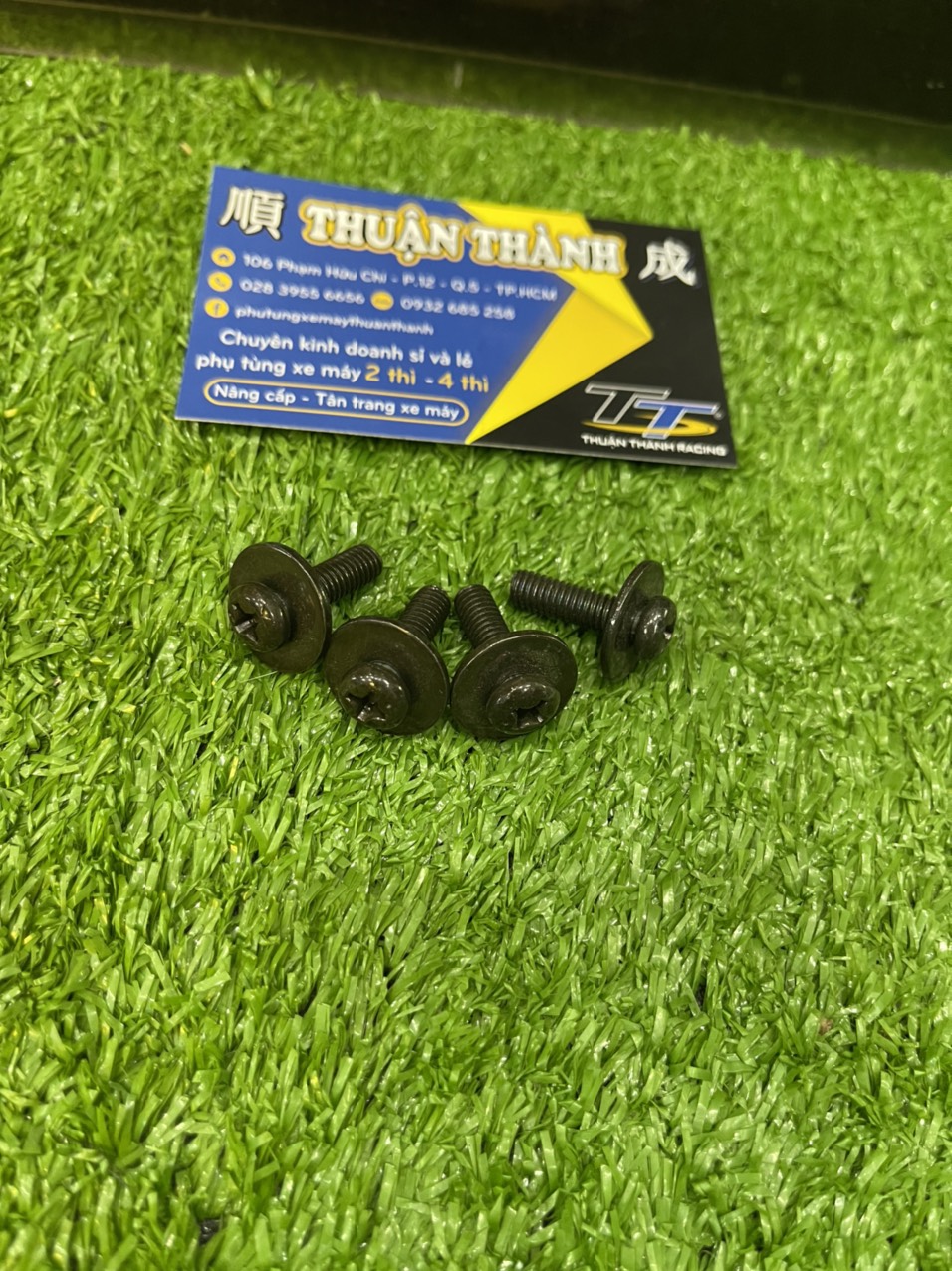 Ốc bắt bửng sport có lông đền / satria / xipo / rgv