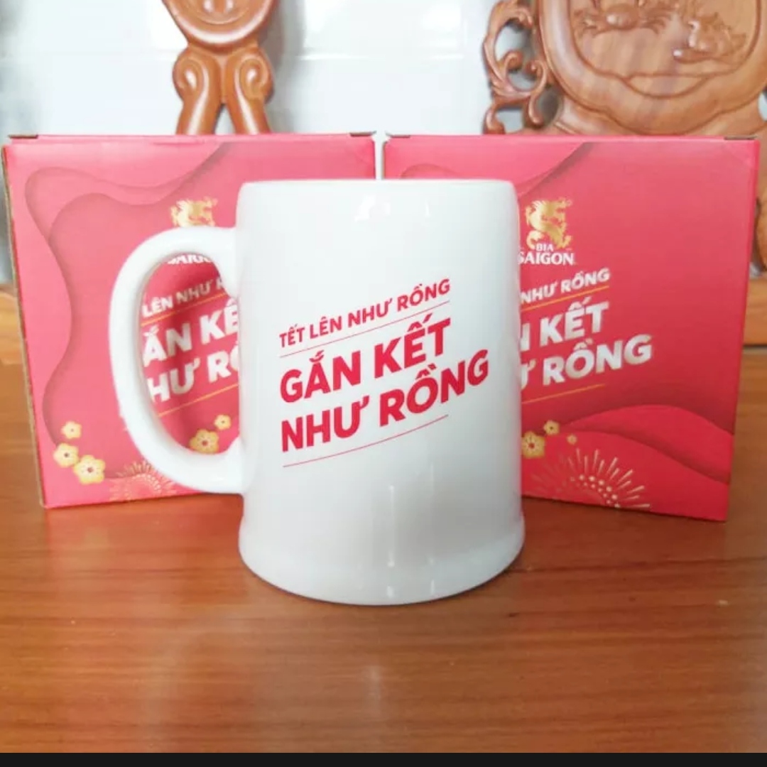 Ly bia Sài Gòn siêu to