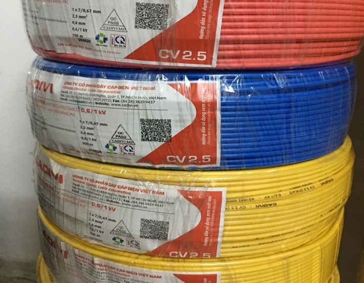 Dây điện Cadivi 2.5 đơn 7 sợi (cuộn 100 mét)