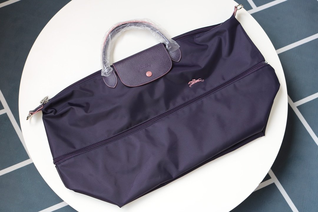 Longchamp Weekender Bag, Luxury, Bags & Wallets on Carousell