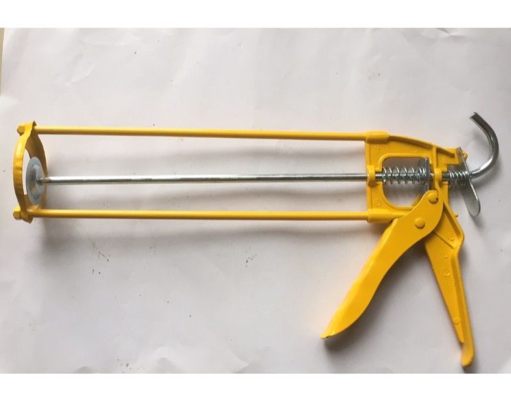 Súng bắn keo silicone