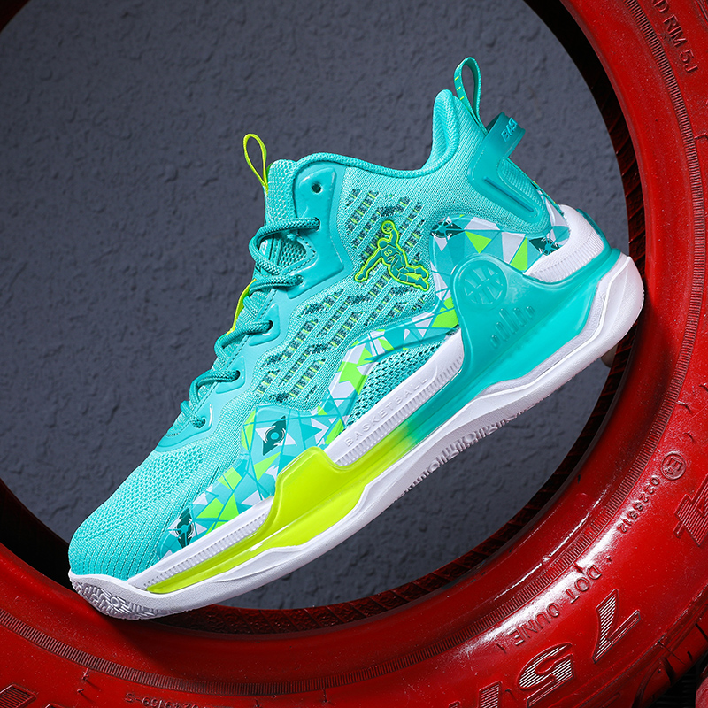 basketball Training shoes size 