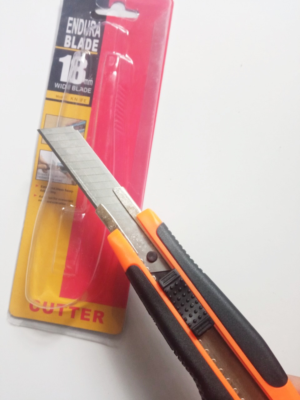 Dao rọc giấy cỡ lớn 18mm Endura