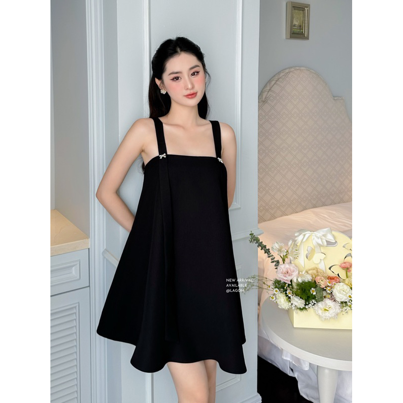 LAGOM - Đầm 2 dây dáng rộng kết nơ đá (CHARLOTTE DRESS)