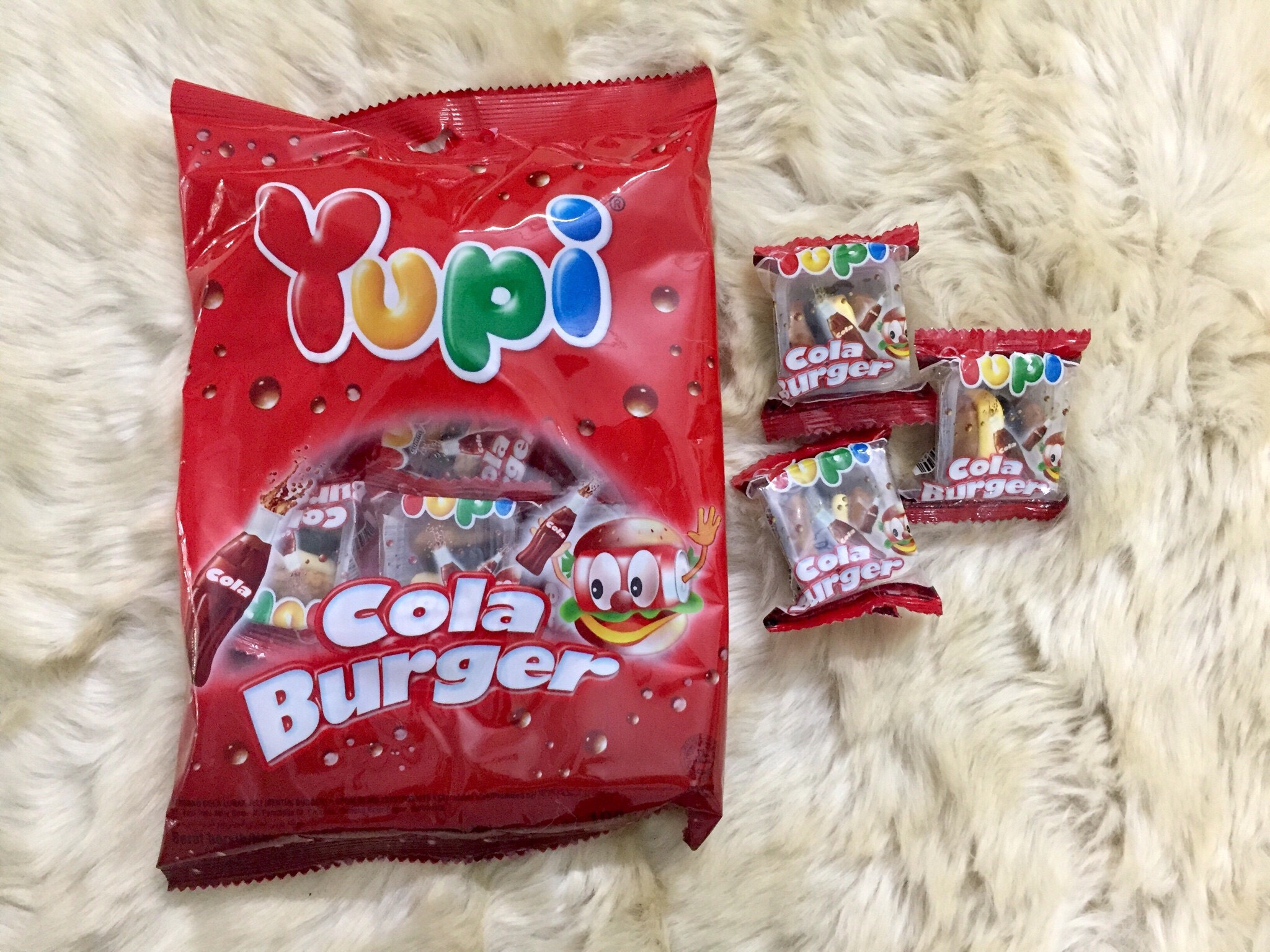 Combo 4 Gói Kẹo Dẻo Yupi Hamburger