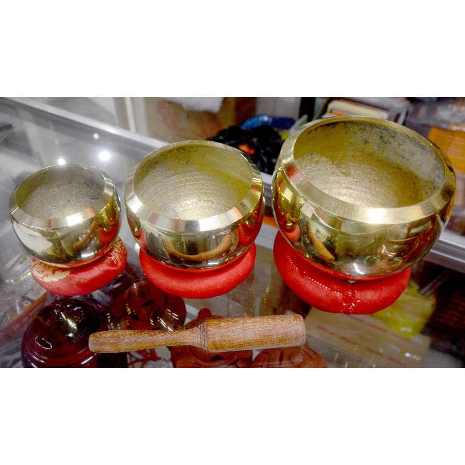Chuông đồng tụng kinh Huế - Chuông tụng kinh Phật đồng Chuông tụng kinh Phật đồng nguyên chất đặc vàng sáng tiếng vang hay - Nhiều cỡ