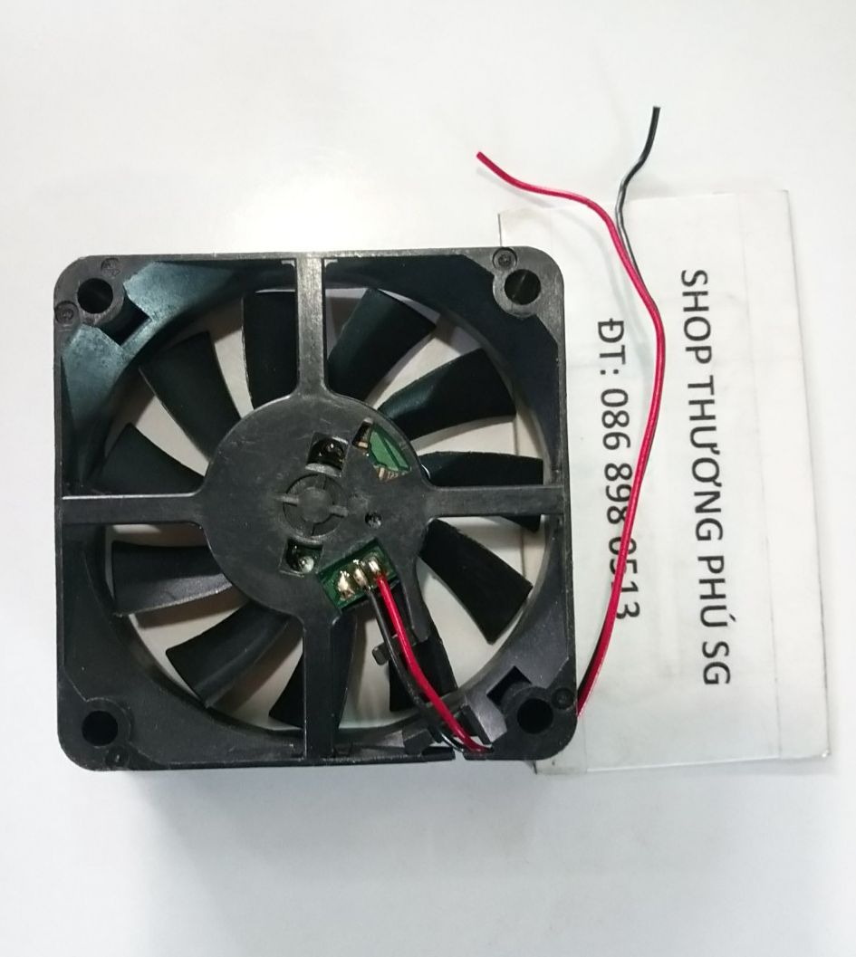 Quạt tản nhiệt fan: 6cm x 6cm x 1.5cm - điện áp dc 12v