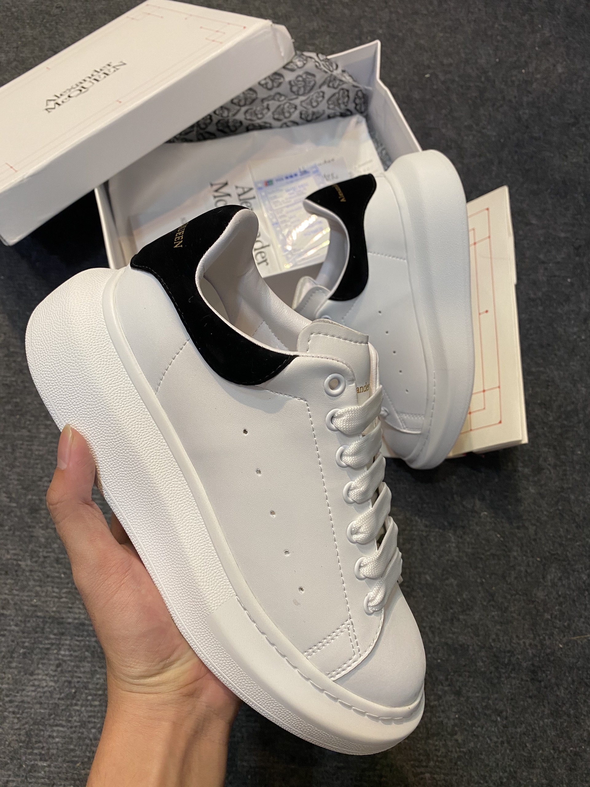 Giày alexander mcqueen nam nữ sc