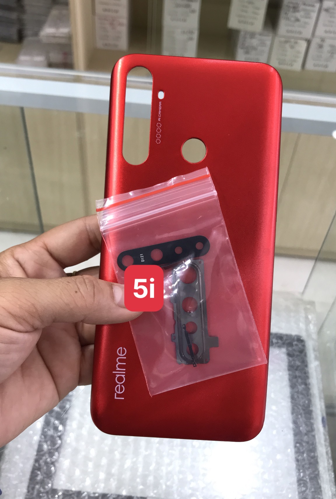 Lưng Vỏ Realme 5i ( có đủ kính camera và phím nhựa )