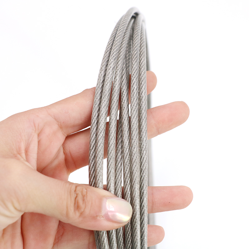 5m%20Green/red/black/transparent%20Color%20Pvc%20Plastic%20Coated%20Stainless%20Steel%20304%20Wire%20Rope%20Cable%201mm-6mm%20Diameter%20After%20Coating%20-%20Image%205