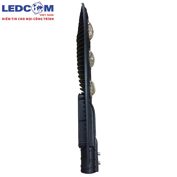 Đèn đường LED hình chiếc lá thân đen 150w LEDCOM