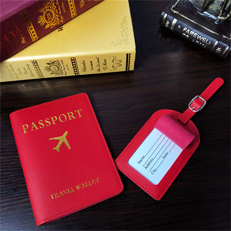 Personalised%20Simple%20Passport%20Holder%20And%20Luggage%20Tag%20Leather%20Travel%20Sets%20Couple%20Passport%20Cover%20-%20Image%203