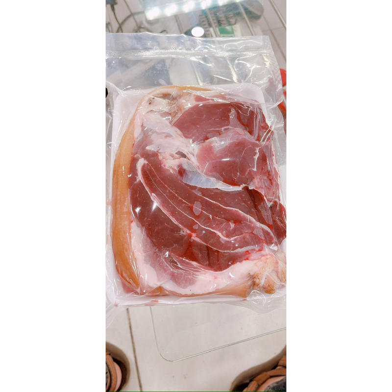 THỊT ĐÙI NAI TƯƠI CÓ DA  Cấp Đông 1kg (giao tphcm)
