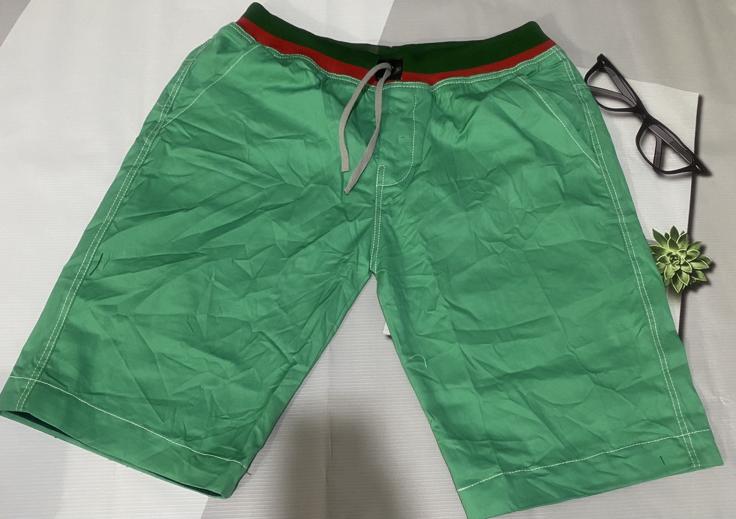 Quần Short Lưng Thun - Chất Liệu Vải Co Giãn