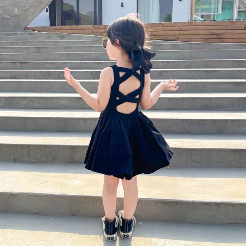 ALENA váy đầm cho bé gái váy công chúa của trẻ em đầm công chúa bé gái Váy bé gái váy mùa hè bé gái phong cách Hàn Quốc khí chất hở lưng váy đen có dây đeo váy vest bé gái