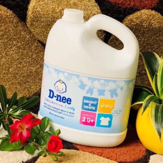 ( mẫu mới 2800ml) Nước giặt xả vải Dnee can