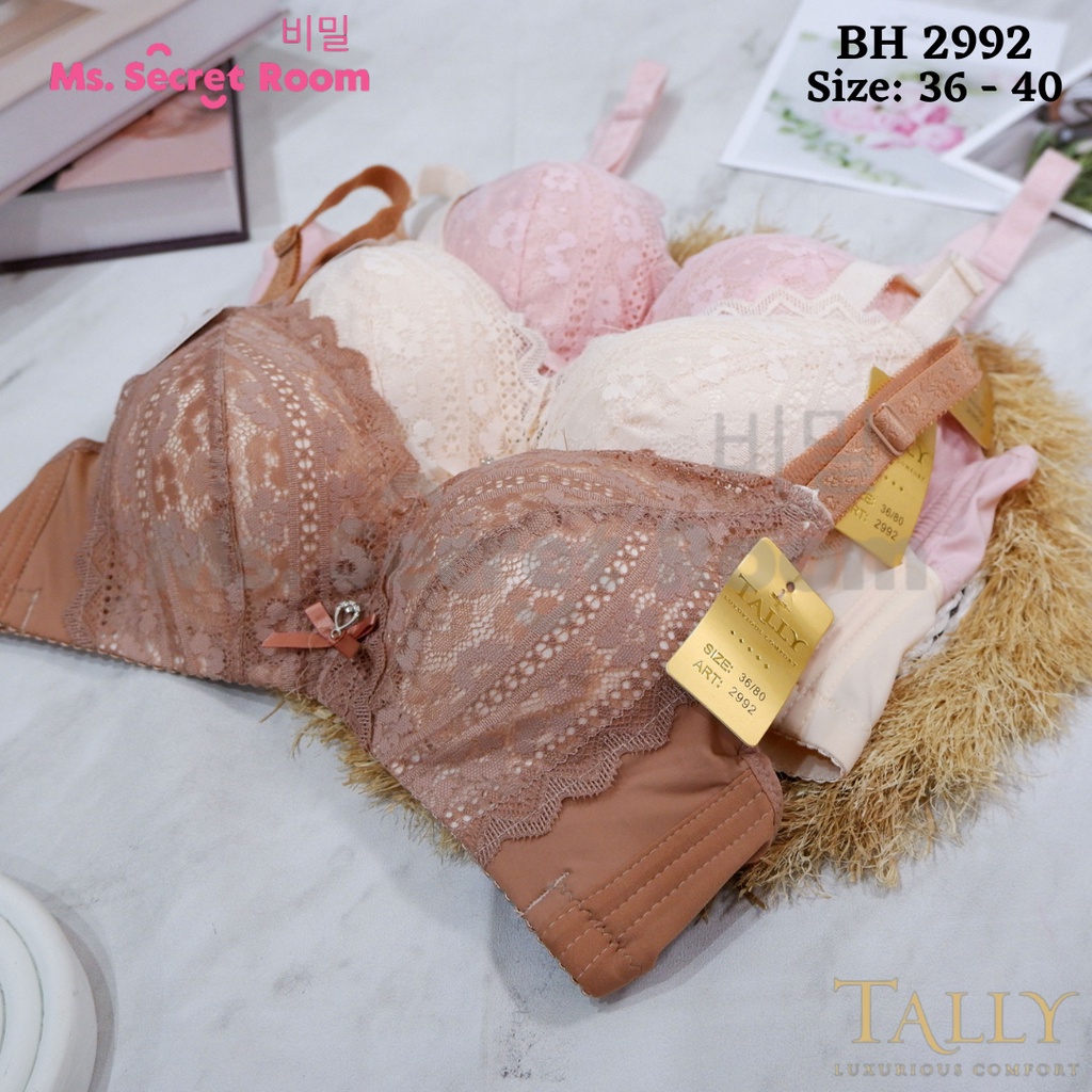 TALLY BH 9018 Bra Tanpa Kawat Busa Sedang Bahan Brokat CUP B - C Kait 4  Renda Anti Gatal