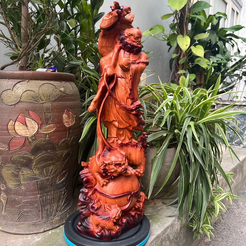 Tượng đạt ma sư tổ gỗ hương cao 40cm