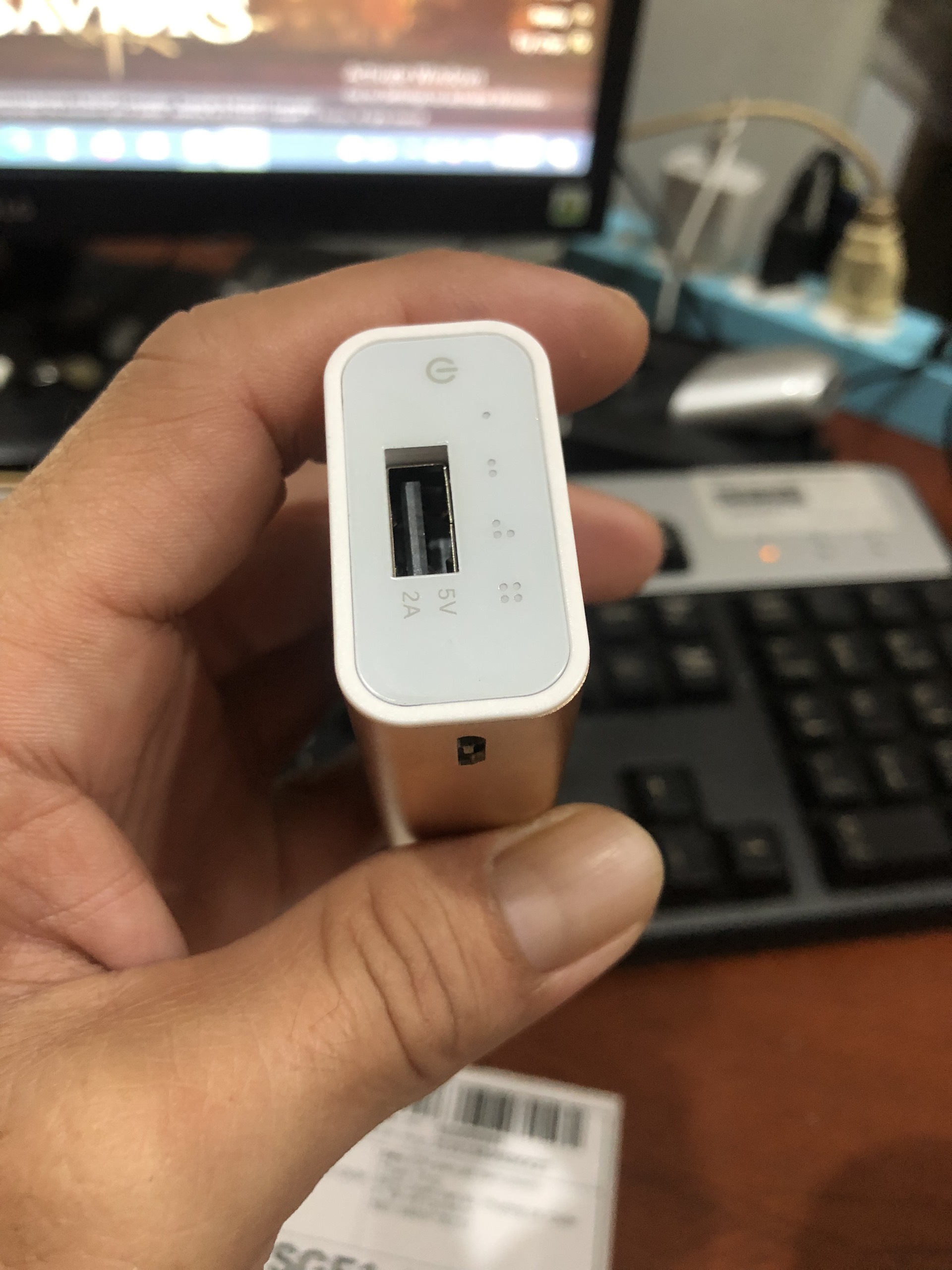 [XẢ HÀNG]PIN DỰ PHÒNG TITAN P5 CAO CẤP 5000MAH