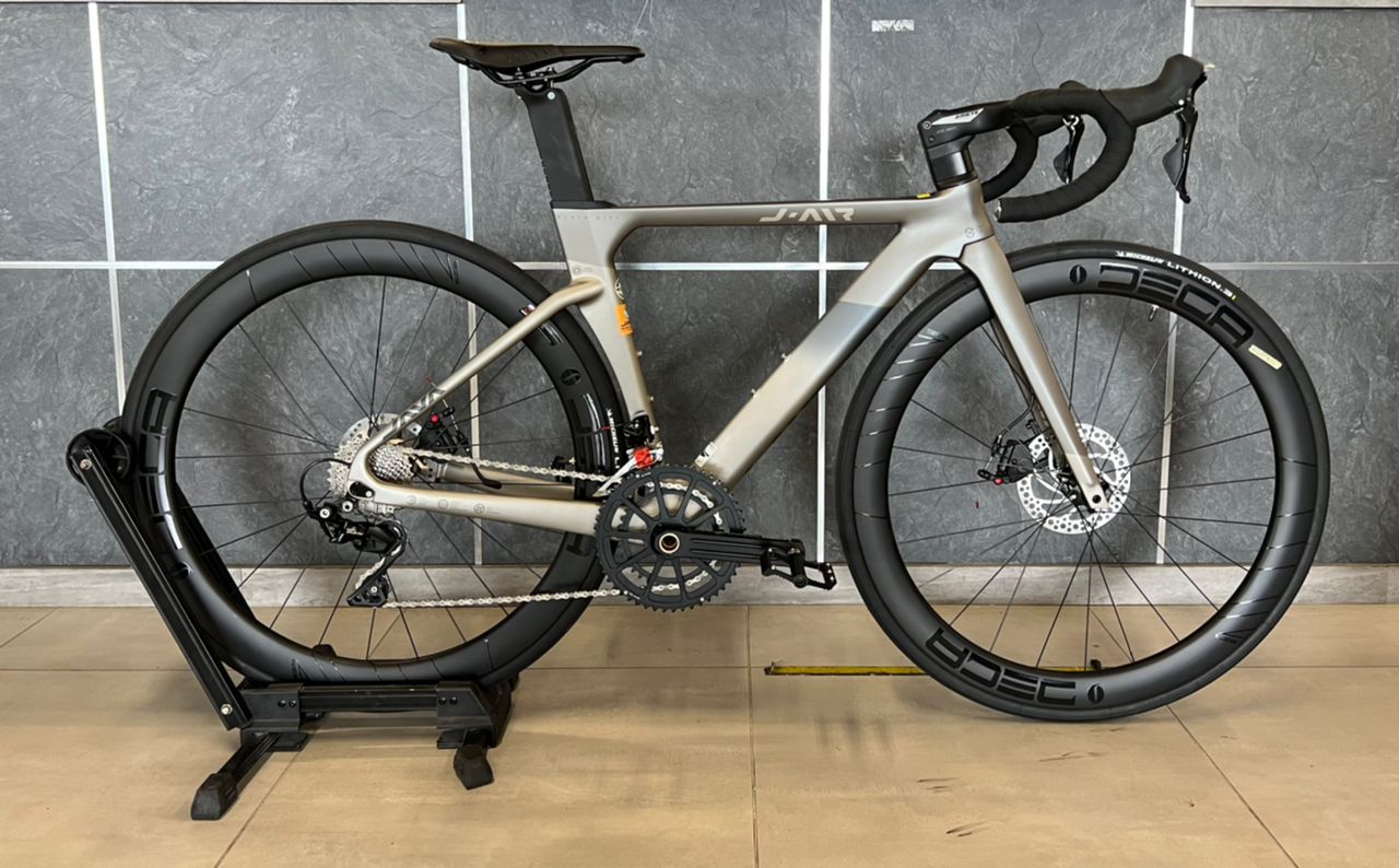 JAVA JAIR FUOCO UCI APPROVED SHIMANO 105 CARBON WHEELSET ROAD BIKE COME