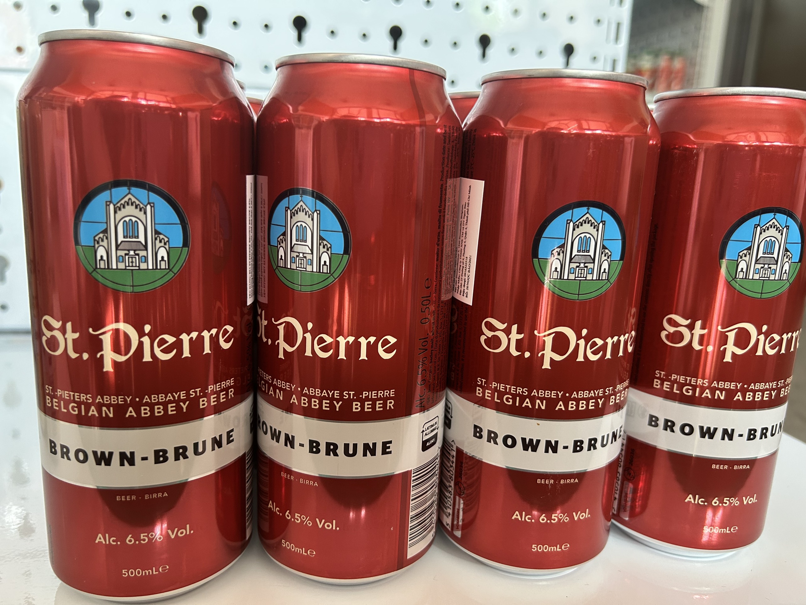 Bia st. pierre brune bỉ lon 6.5% 500ml