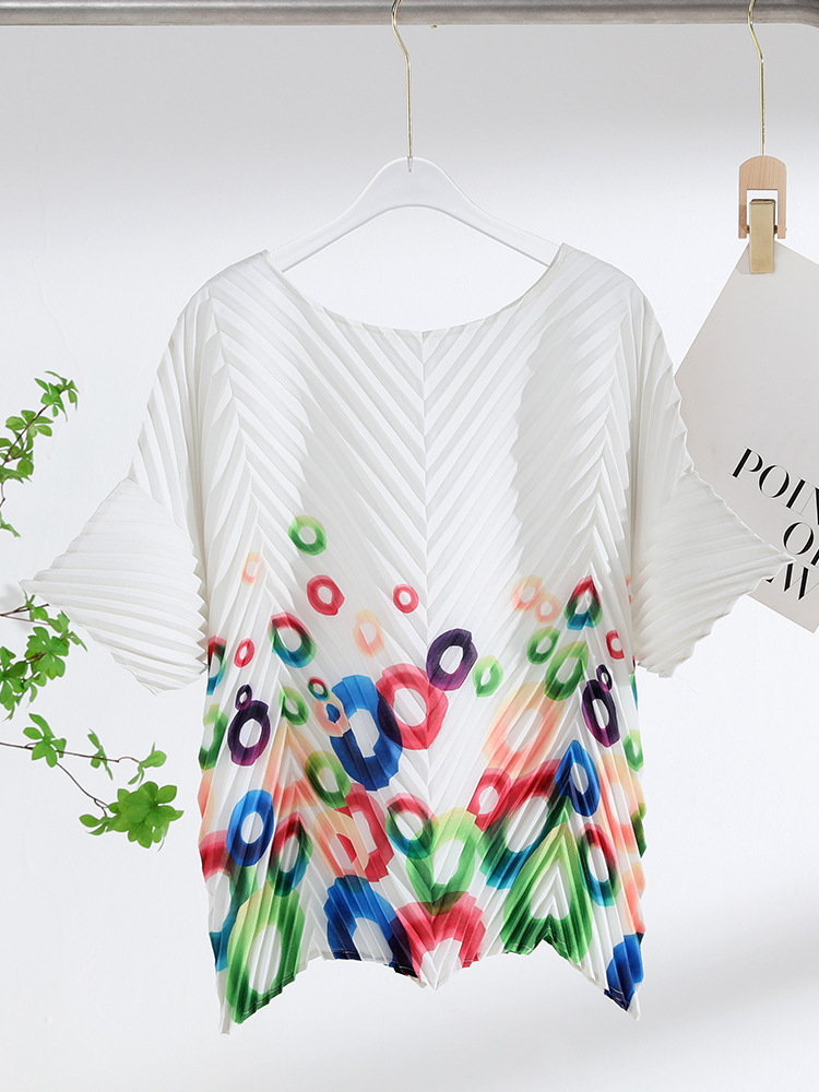 Ngắn tay hàng đầu phong cách lỏng cỡ lỡn cổ tròn áo thun Handmade xếp li in thoải mái Áo phông xếp li # rs20230319