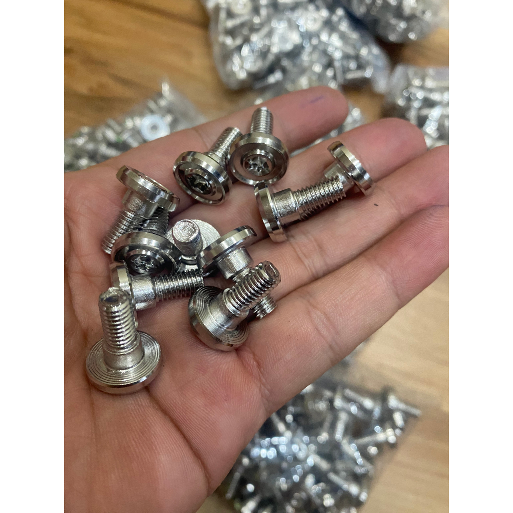 Ốc Salaya 6li Gờ gắn dàn áo honda