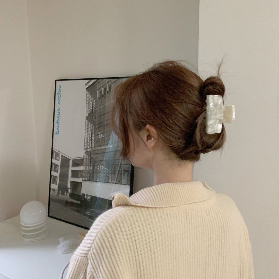 Kẹp tóc dáng vuông cỡ vừa Modleaf Chloe pin Hàn Quốc