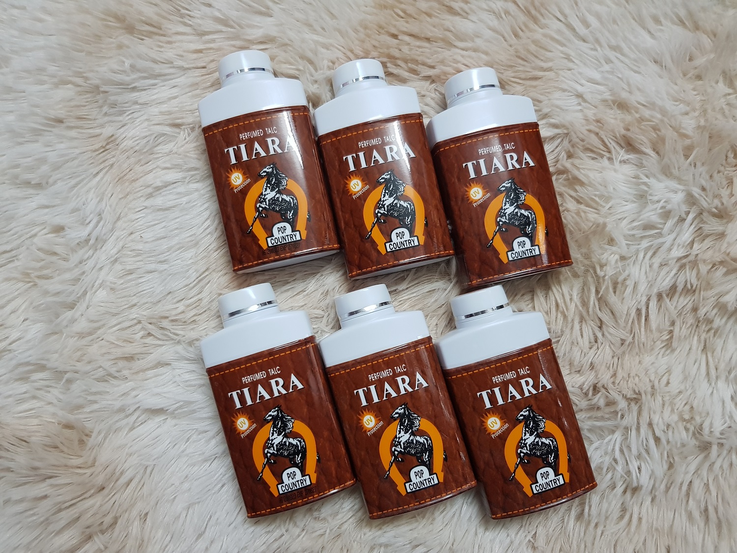 [Chính hãng] Phấn Thơm Ngựa Tiara Thái Lan 45g