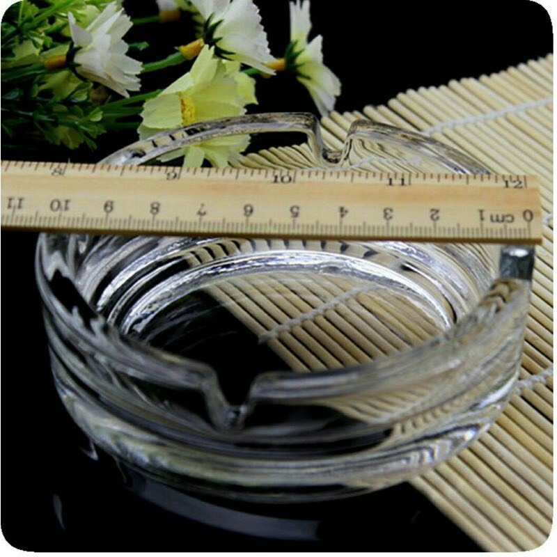 Gạt tàn thuốc bằng thủy tinh