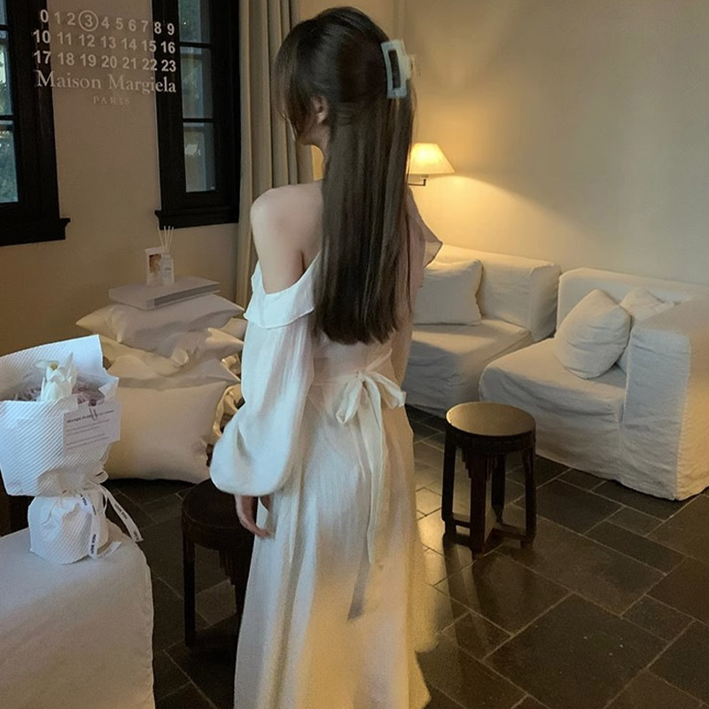 Đầm Dài Tay Hở Vai Nữ ief