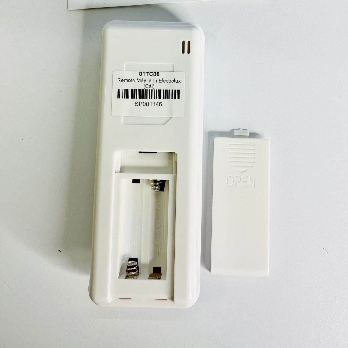 Remote Điều Hòa Máy lạnh Electrolux tặng kèm pin
