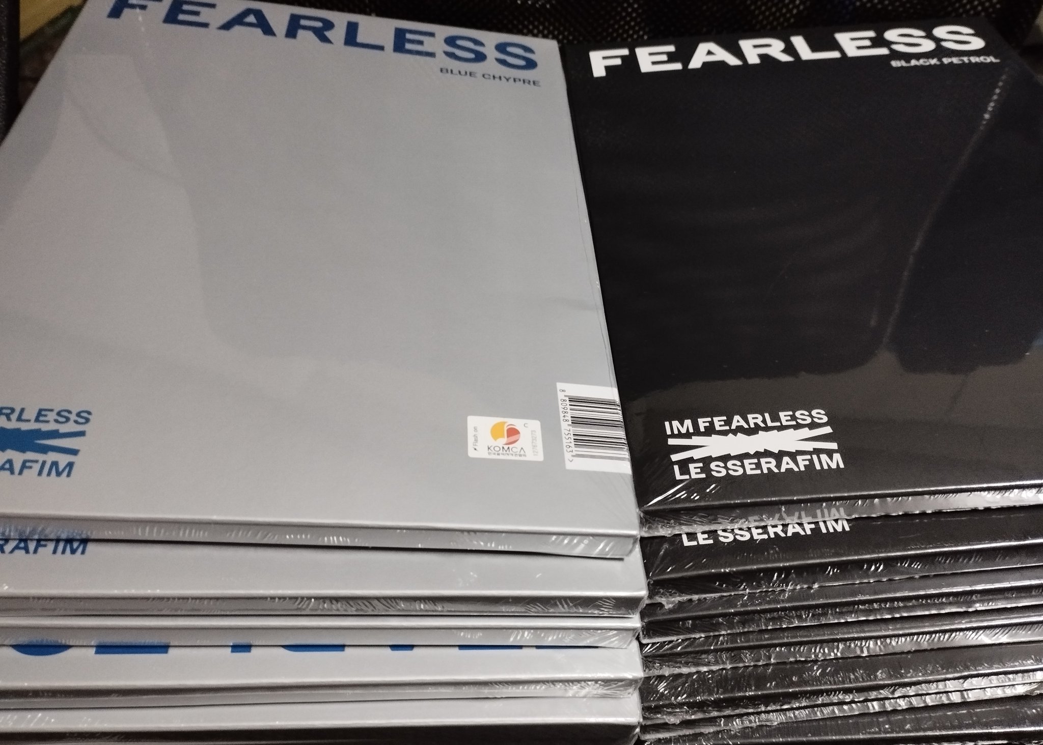 Album ảnh Le Sserafim - FEARLESS
