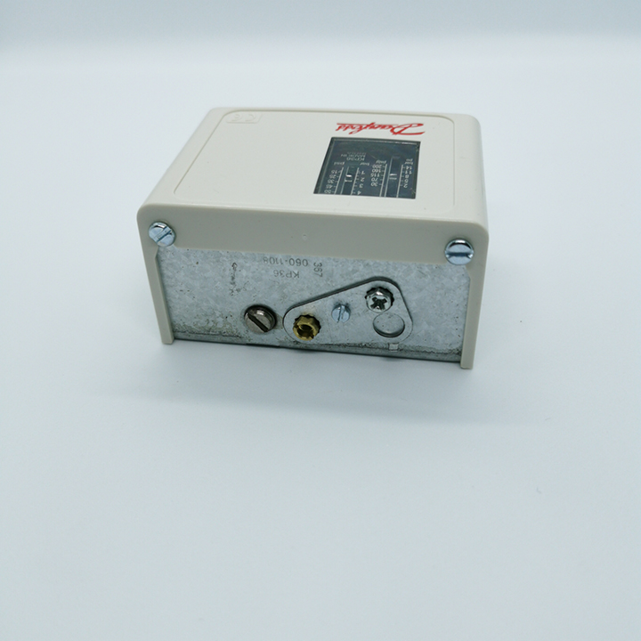 Rơ le áp lực Danfoss KP36