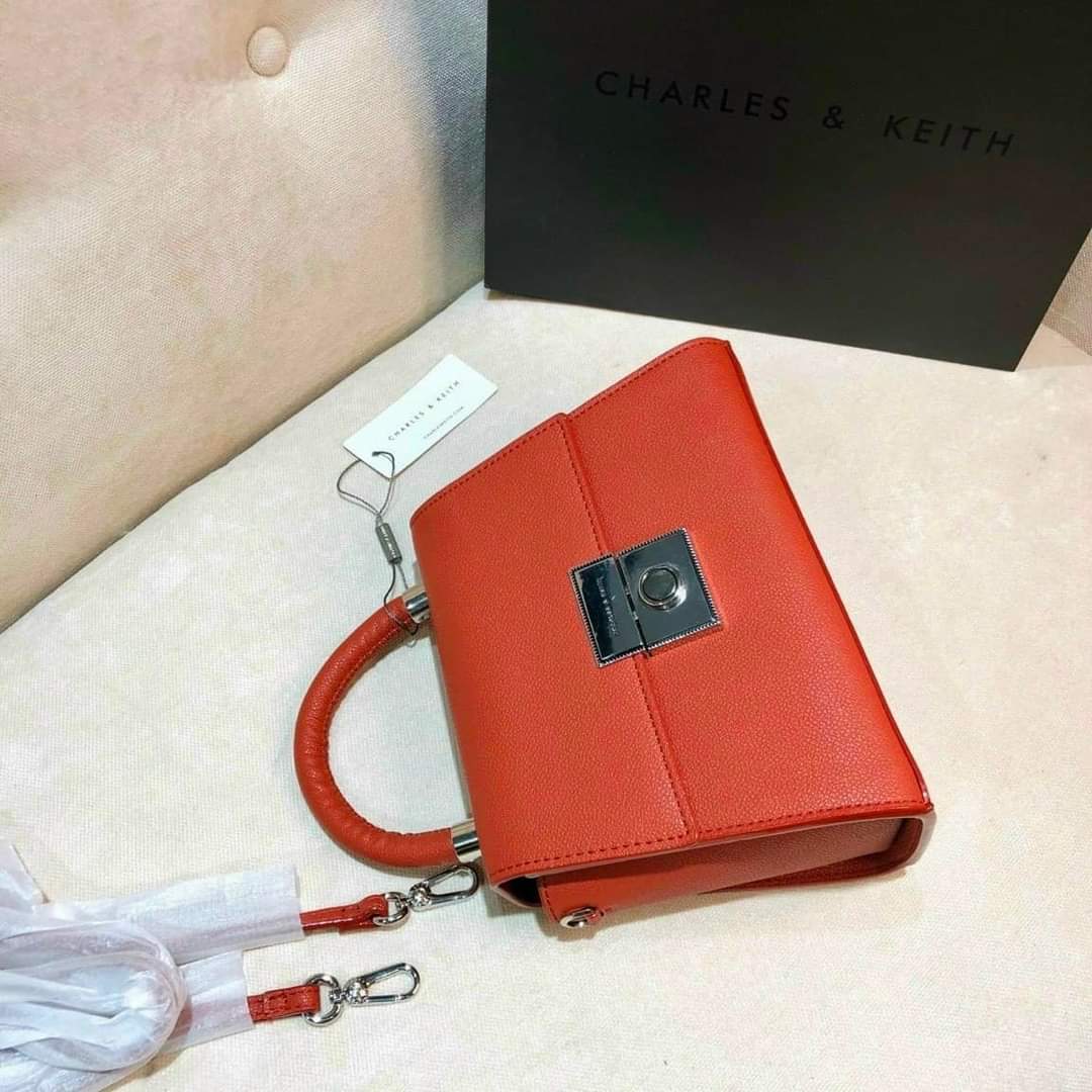 [HCM]Túi Xách Charles Keith Da Hạt Chính Hãng Fulltag và Mã Code