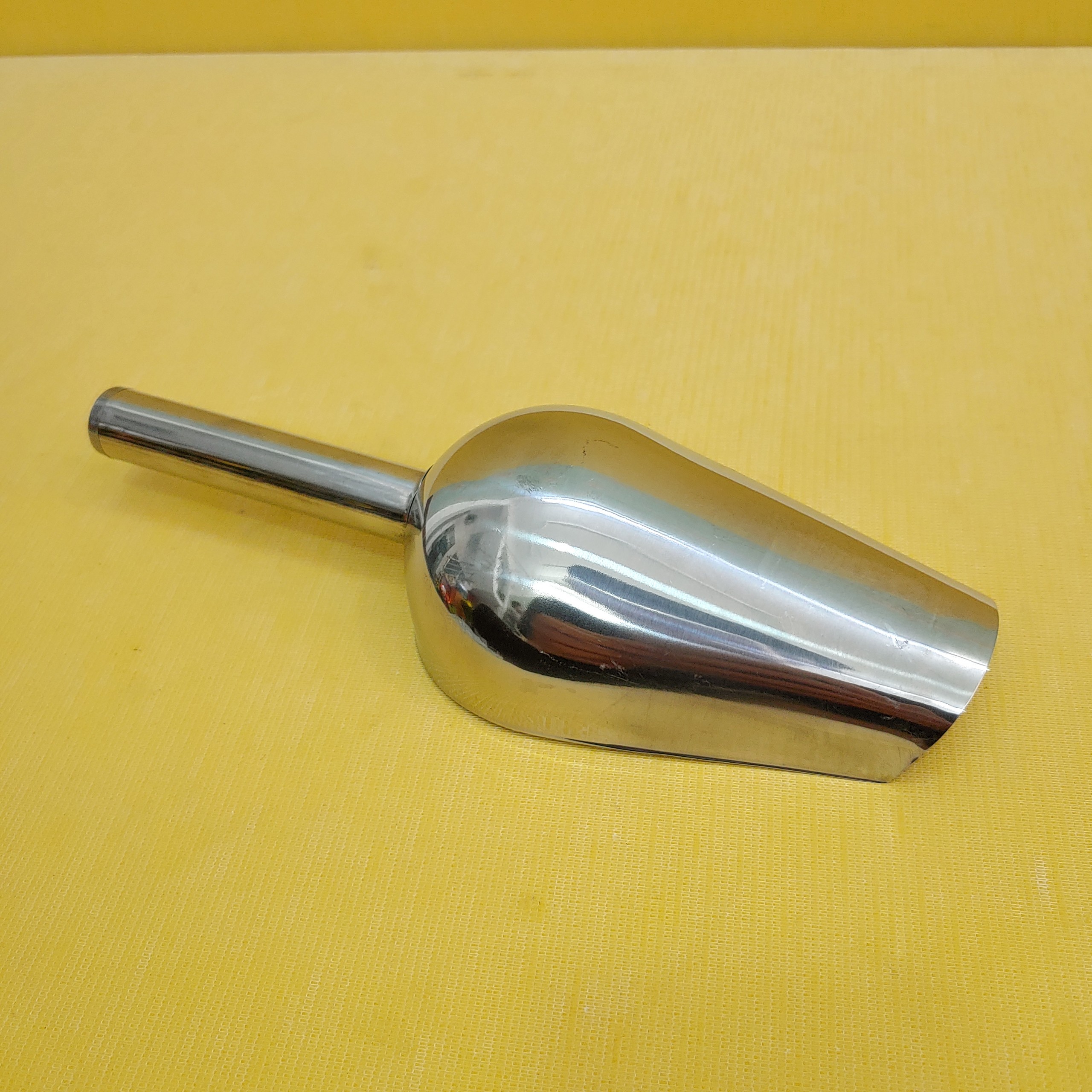 DỤNG CỤ XÚC ĐÁ BẰNG INOX