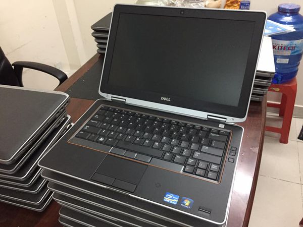 Laptop core 2 ram 4gb chính hãng đã qua sử dụng