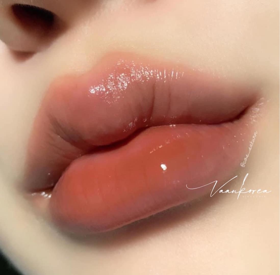 Son bóng HERA Sensual Spicy Nude Gloss 5g (Màu 462)