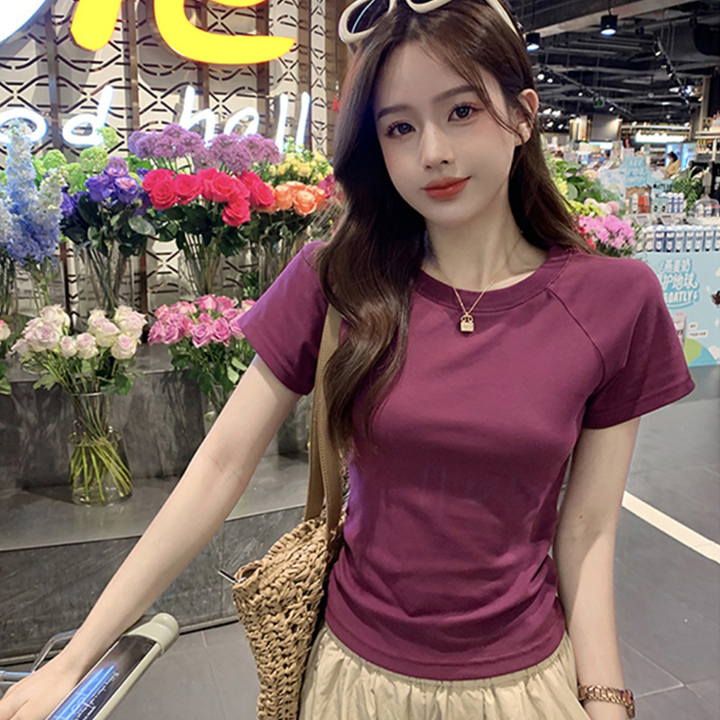 Fashionable%20Hot%20Girl%20Short%20T-shirt%202025%20Summer%20New%20Style%20Back%20Hollow%20Design%20Slim%20Pleated%20Waist%20Short-sleeved%20Top%20-%20Image%209