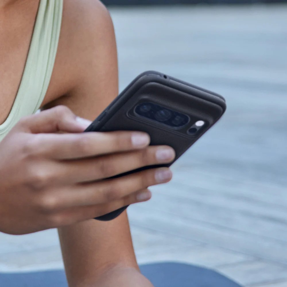 [LaoHac Store] Ốp Lưng Caseology Athlex Google Pixel 8 Pro
