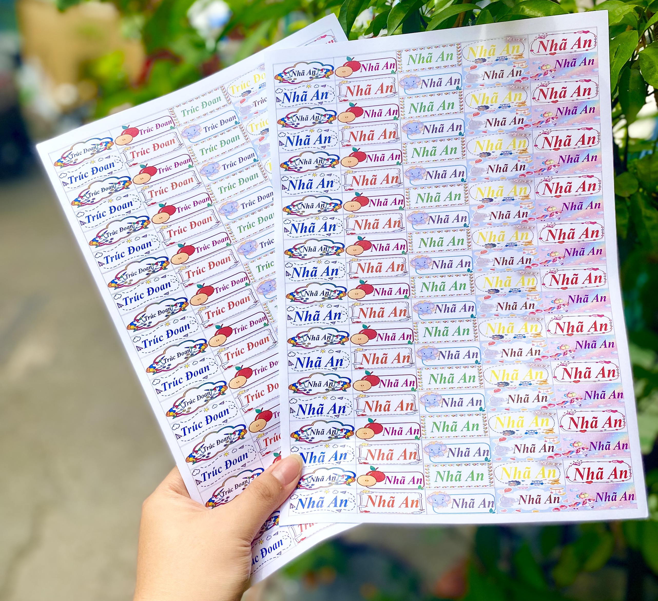 SET 100 STICKER DECAL IN TÊN BÉ SIZE MINI (Đồ Dùng Dạy Học Miki)