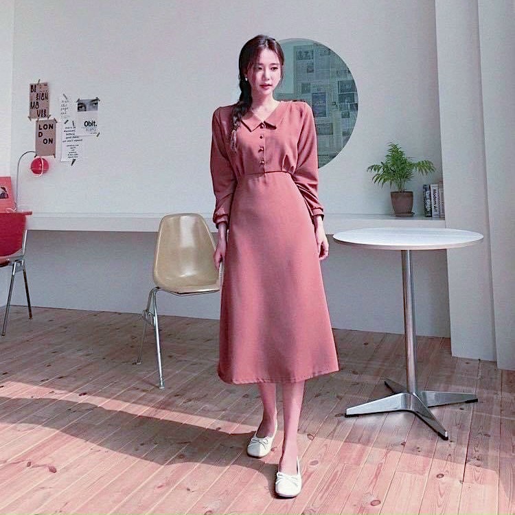 Đầm hồng ruốc nút bọc thắt eo